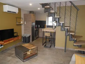 Gîte avec terrasse et jardin - Image 4