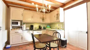 Charmantes Ferienhaus mit Pool, Garten und Terrasse - Image 3