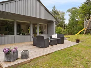 Child-friendly house with terrace | Pet-friendly - Image 3