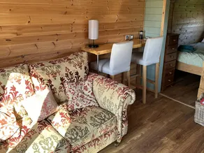 Nice cottage with jacuzzi & garden - Image 4