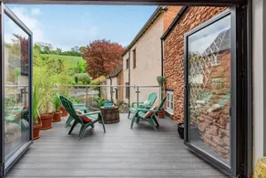 Family-oriented cottage | Beach view | Pet-friendly - Image 4