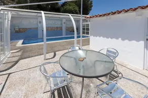Villa con giardino e terrazza - Image 4