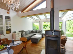 Family-oriented wonderful holiday home with terrace, garden & barbecue | Pets allowed - Image 3