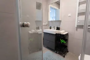 Apartment with 2 rooms for 6 persons - Image 4