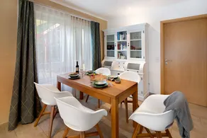 Bellissimo appartamento accogliente e familiare con terrazza, giardino e griglia | Vista sul giardino | Ideale per il telelavoro | Accetta animali domestici - Image 5