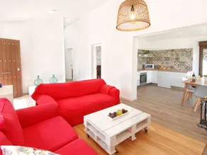 Beautiful holiday home with terrace, BBQ & garden | Mountain view | Pets allowed - Image 3