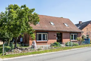 Apartment with terrace & garden | Suitable for remote work - Image 3