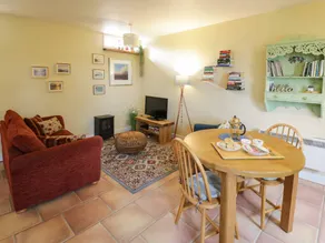 Cottage with garden - Image 5