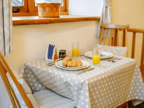 Cottage with barbecue - Image 4