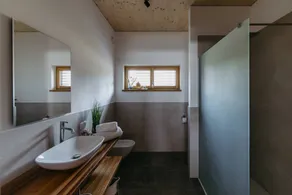 Ferienhaus mit Whirlpool, Garten und Terrasse | Panoramablick - Image 3