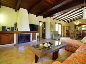 Family-friendly holiday home with terrace, garden & barbeque | Panoramic view - Image 2