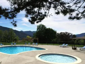 Holiday home with terrace & heated pool - Image 2