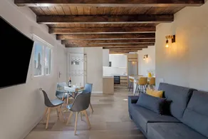 Charmante maison entièrement équipée avec terrasse, internet haut débit et jacuzzi | Vue mer | Adaptée au travail à distance - Image 5