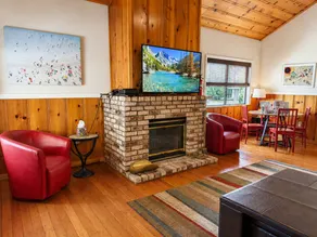 Holiday home with terrace, BBQ & garden | Suitable for remote work - Image 2