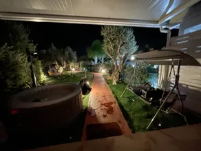 Villa avec barbecue, piscine privée et jacuzzi | Vue nature - Image 3