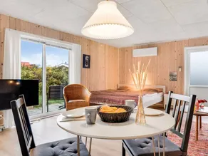 House | Close to the beach - Image 3