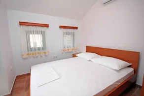 Wonderful private room with BBQ | Next to the beach | Pets allowed - Image 2