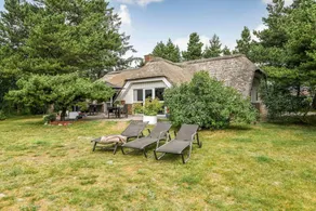 Family-friendly house with garden, barbeque & terrace | Dogs allowed - Image 2