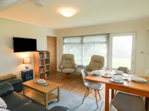 Family-oriented cottage with garden | Pets are welcome - Image 4