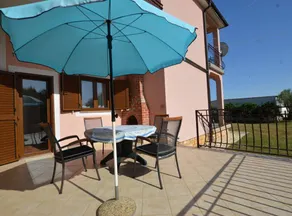 Beautiful apartment with terrace | Next to the beach - Image 3
