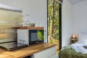 Peaceful Tiny House Retreat with Garden Pavilion near Armadale, Bedfordale WA - Image 4