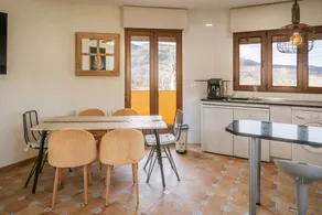 House with BBQ, terrace & heated pool | Mountain view - Image 3