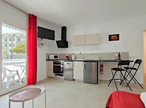 Family-friendly wonderful holiday apartment with terrace, garden & barbeque | Beach nearby - Image 4