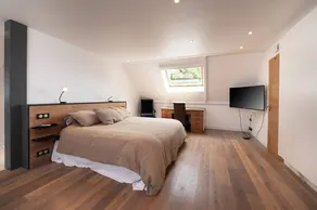Bed and breakfast with garden & pool - Image 3