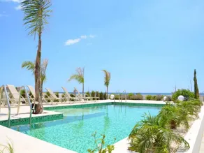 Villa con jardín, piscina privada y barbacoa - Image 4