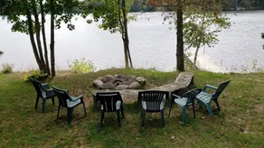 Cozy Lakeside Cottage with Fire Pit in Combermere, Ontario - Image 5