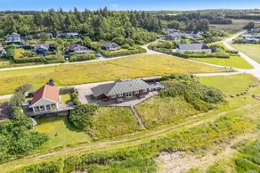 Holiday home with terrace & BBQ | Sea view - Image 3
