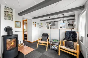 House with terrace & barbecue - Image 4
