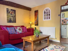 Child-friendly lovely cottage with garden | River view | Pet-friendly - Image 2