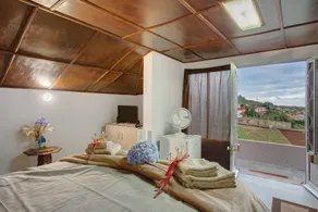 Chalet avec terrasse et jardin | Vue jardin - Image 3