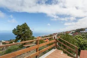 House with private pool, terrace & garden - Image 4