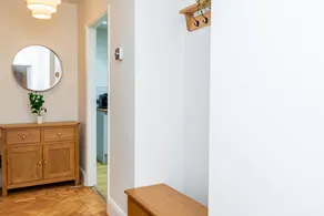 Family-friendly apartment - Image 5