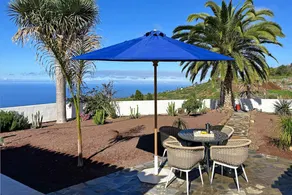 Voll ausgestattetes wunderschönes Ferienhaus mit Garten, privatem Pool und Grill - Image 3