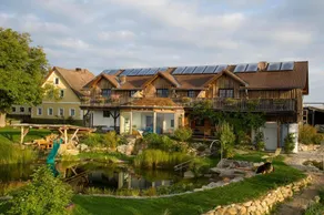 Family-oriented pleasant flat with pool, garden & sauna | Garden view | Pets allowed - Image 3
