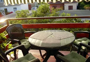 Apartment with terrace & barbeque | Garden view - Image 2