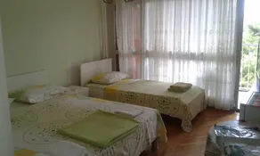Pleasant apartment with terrace - Image 3