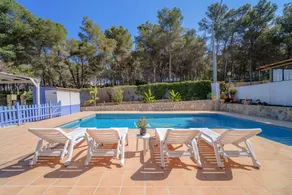 Holiday home with terrace, garden & pool | Mountain view - Image 2