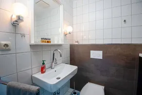Ferienwohnung Hummer – Gemütlicher Rückzugsort mit Platz für kleine Familien - Image 4