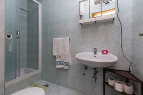Pleasant flat with barbeque & terrace | Next to the beach - Image 5