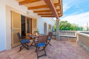 Children-friendly chalet with garden, barbeque & terrace | Next to the beach - Image 3