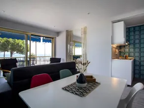 Merveilleux appartement de vacances avec terrasse, piscine et jardin | Vue mer | Proche de la plage | Avec animaux autorisés - Image 2