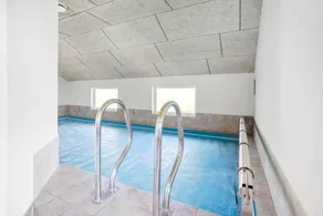 House with pool, terrace & jacuzzi - Image 3