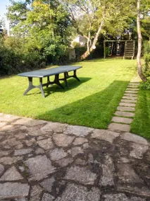 Casa con griglia, giardino e terrazza | Vista sul giardino | Perfetta per il lavoro da remoto - Image 4