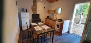 Holiday home with garden, BBQ & terrace | Pool view | Pets allowed - Image 3