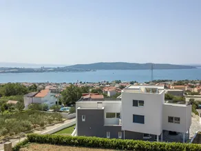 Fully equipped villa with barbecue, pool & sauna - Image 5