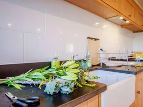 Cottage with barbecue & garden - Image 5